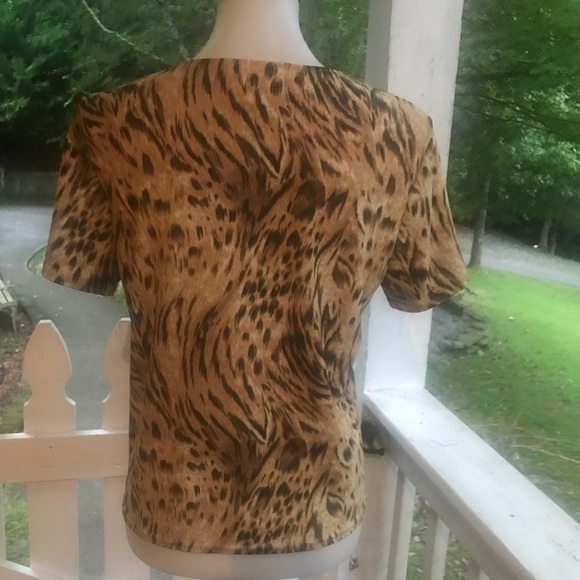 Kathie Lee Leopard Print Top M FREE SHIP - Picture 3 of 5